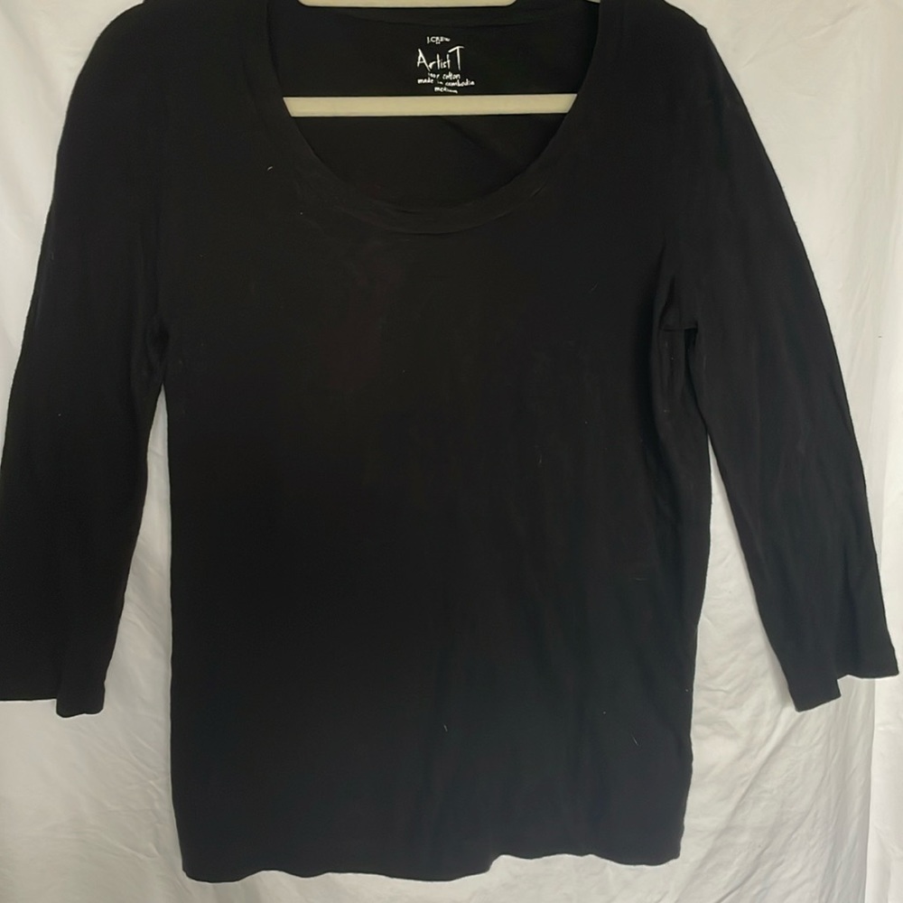 Black Scoop Neck 3/4 length sleeve Artist T M